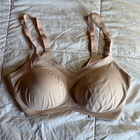 Honeylove Other - Honeylove Crossover Wireless Bra, Mesh Panels, Sand Beige, Size L 38B/C